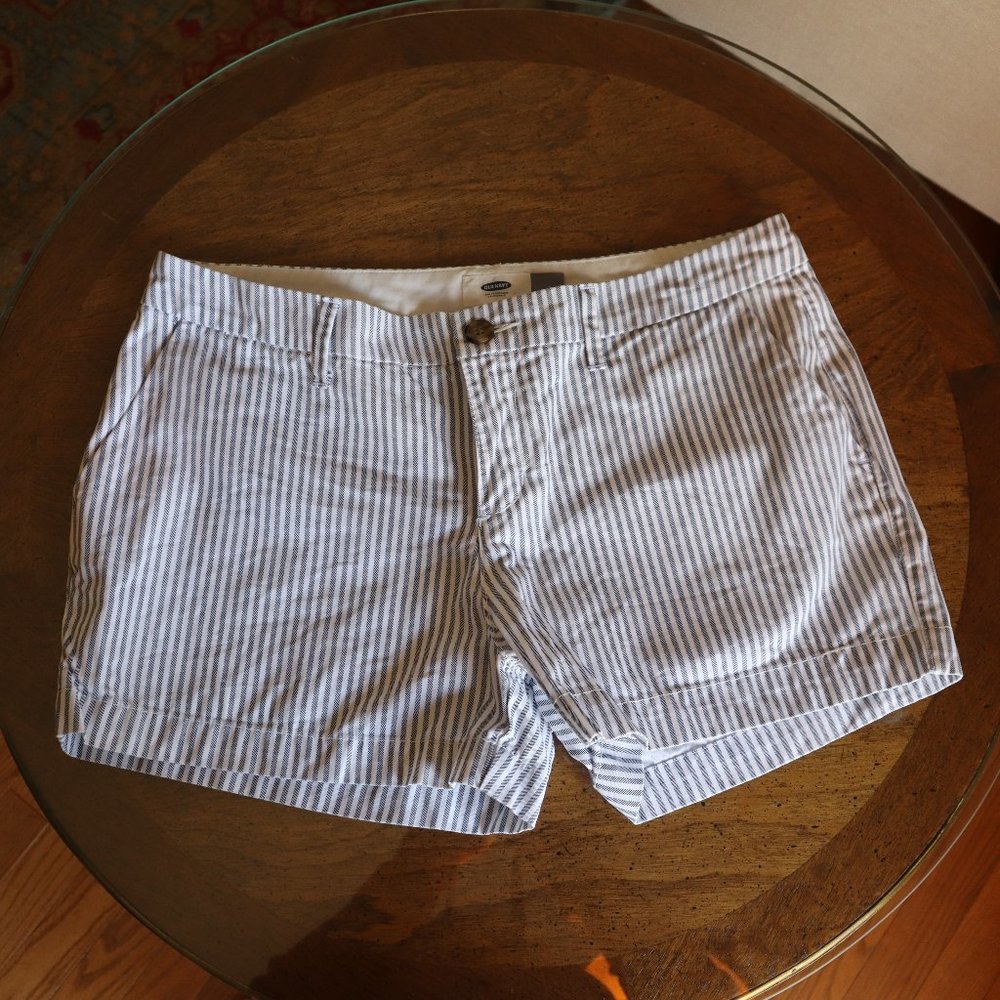 Old Navy - Classic Short, Size 4